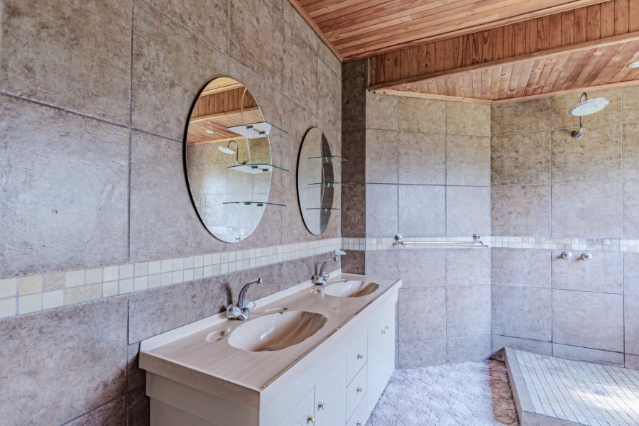 Commercial Property for Sale in Waagfontein North West